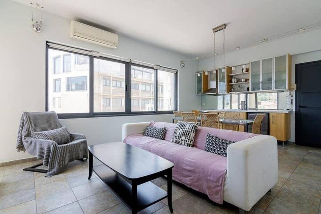 1Bedroom House In The City Center With Great View Athén Kültér fotó