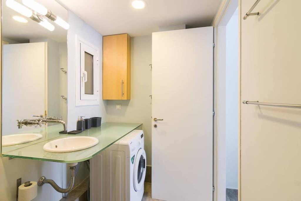 1Bedroom House In The City Center With Great View Athén Kültér fotó